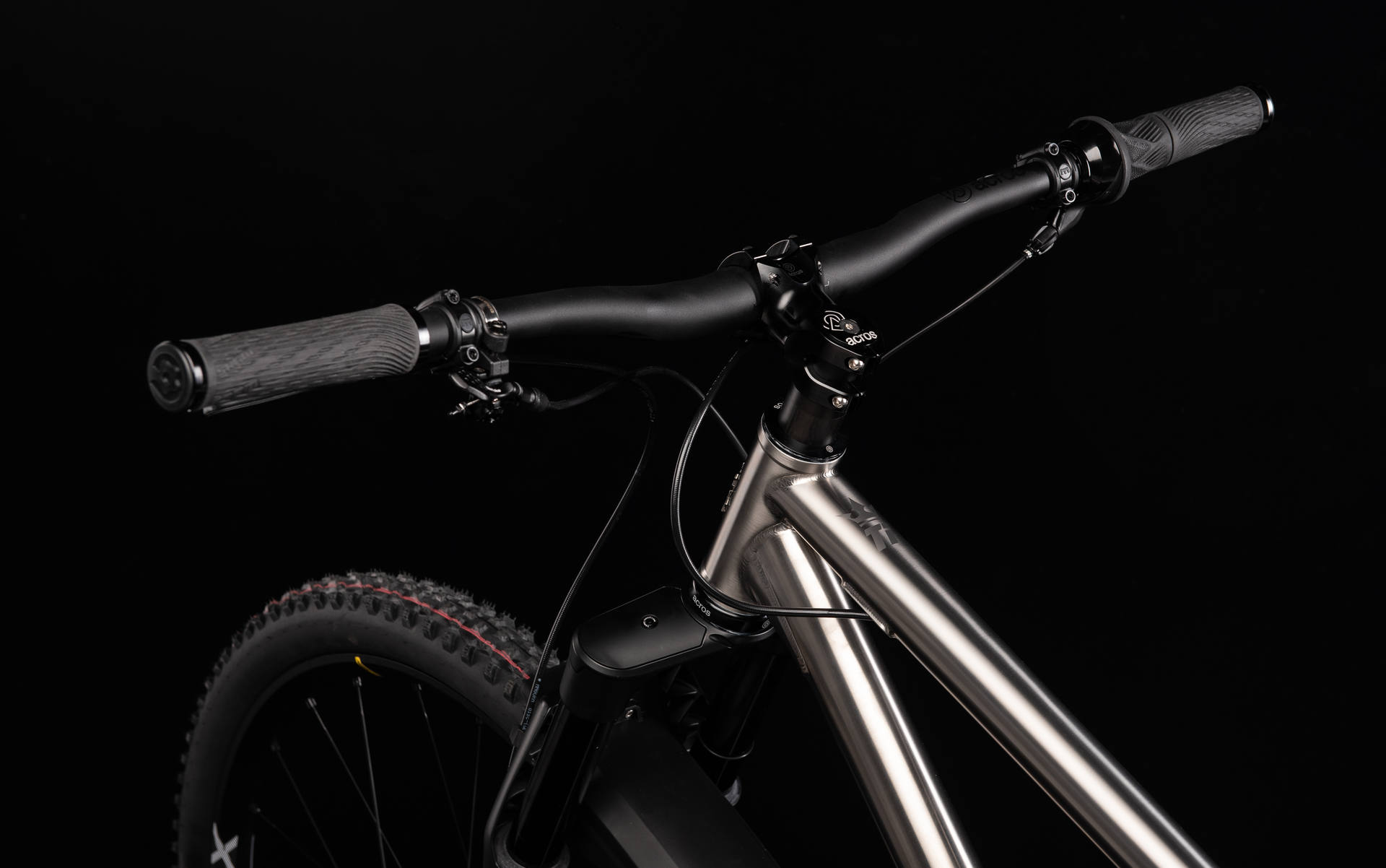 Switchback Titanium