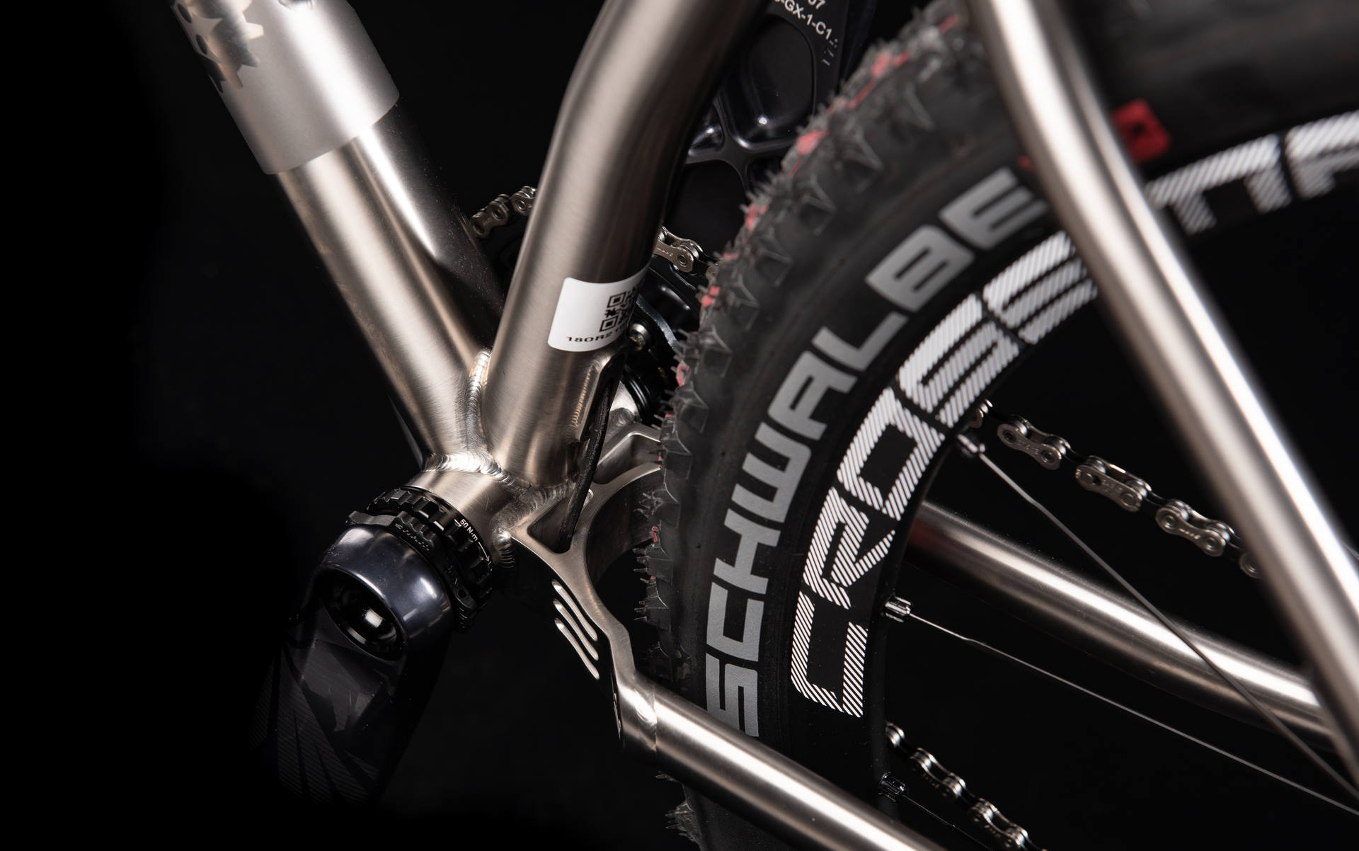 Switch9er Titanium