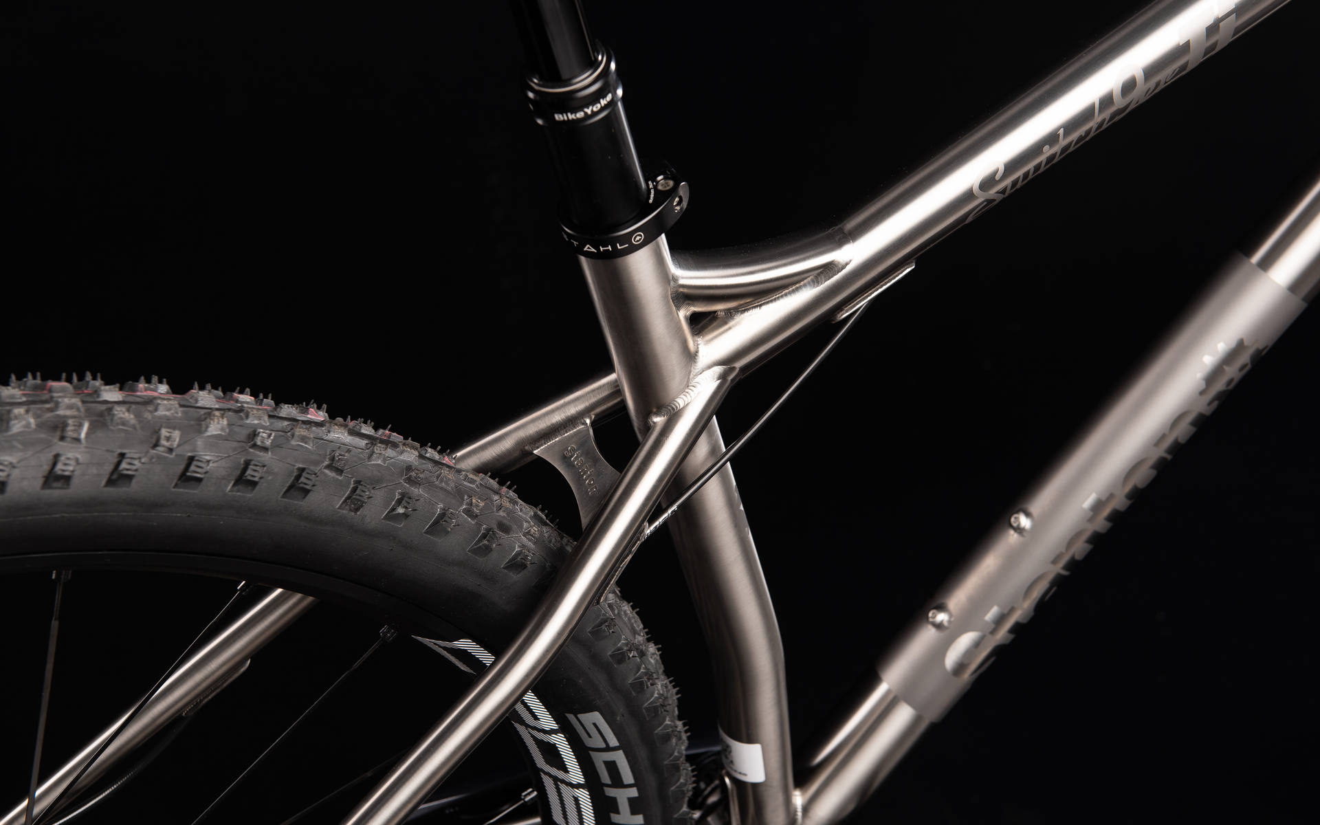 Switch9er Titanium